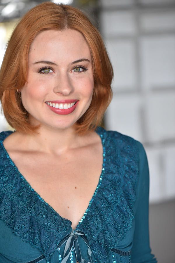 Sabina F., Characters.io performer in Los Angeles