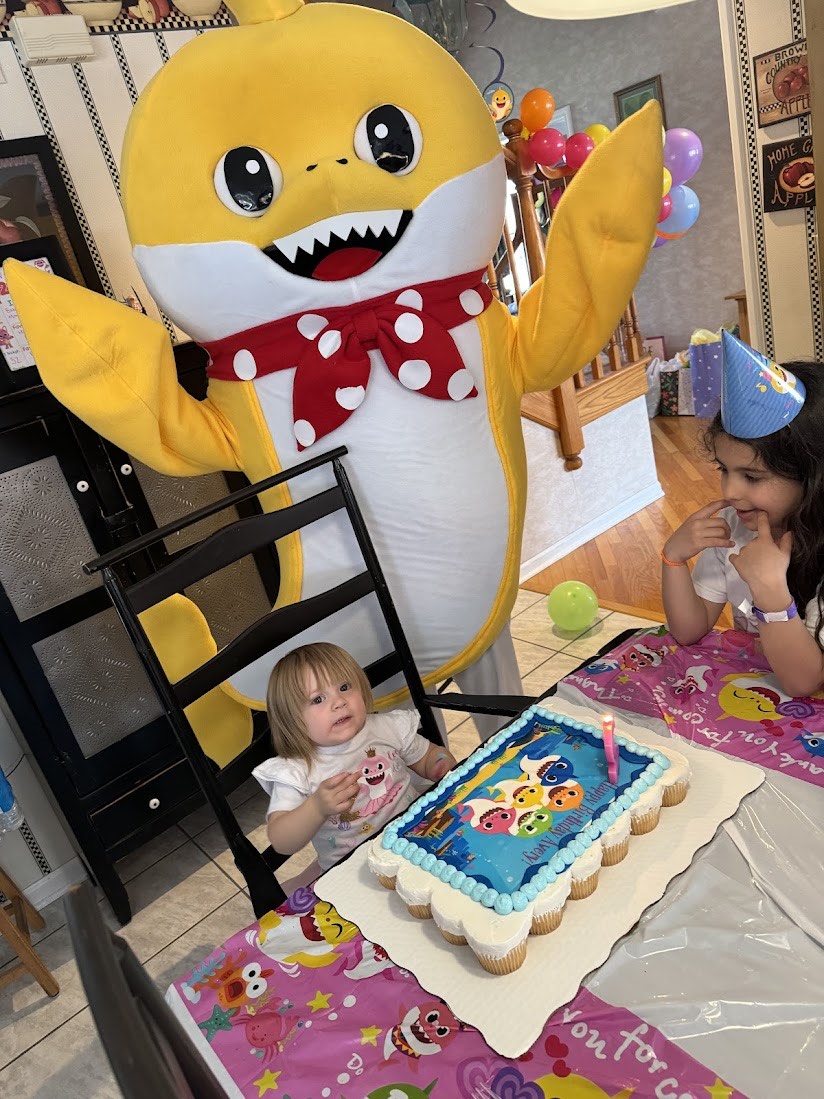 Baby Shark mascot character for birthday parties in Los Angeles
